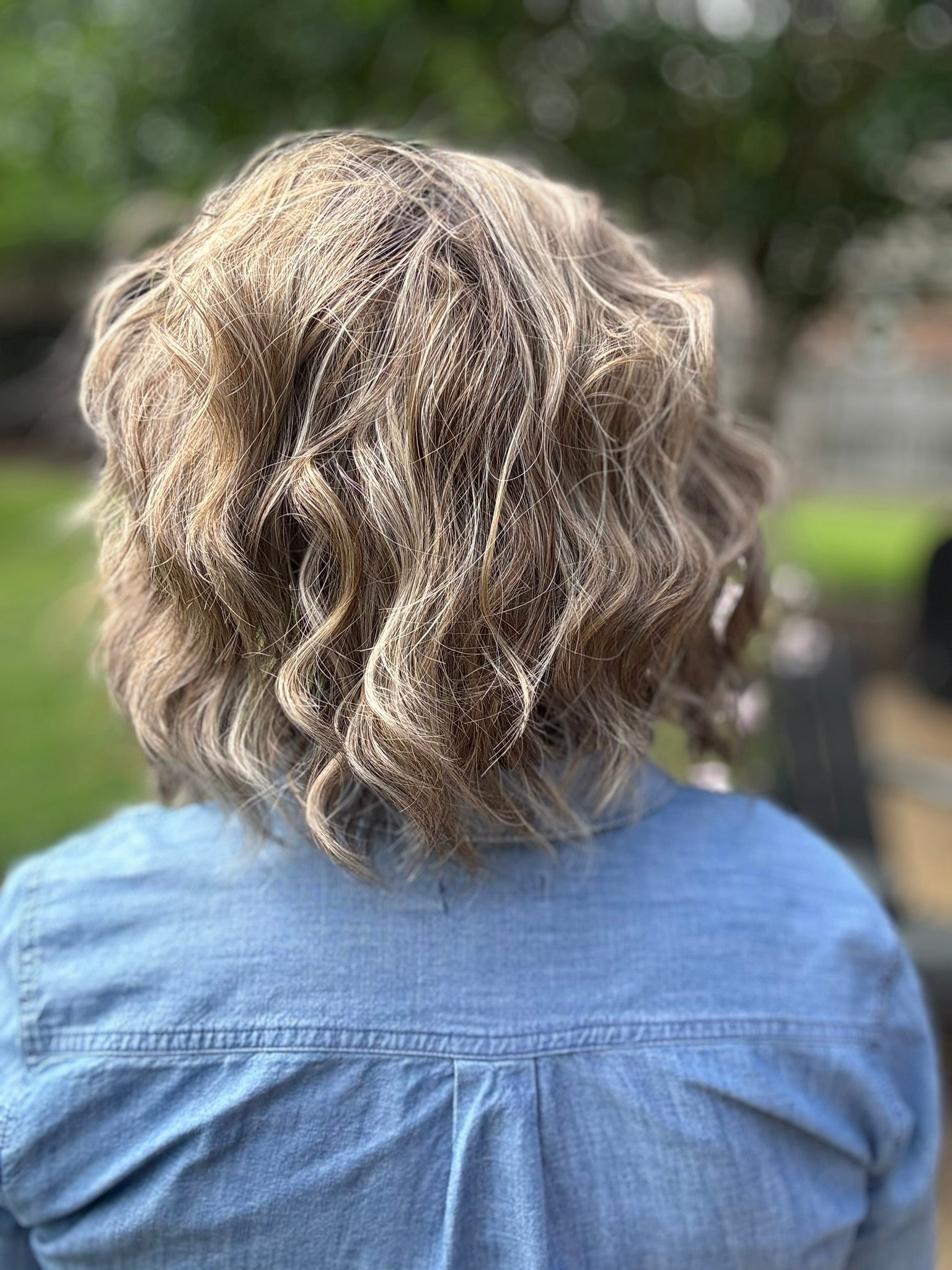 Sadie in creme brulee blonde